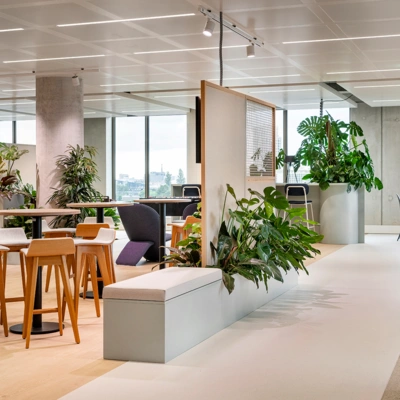 Kantoorruimte met interieurbeplanting